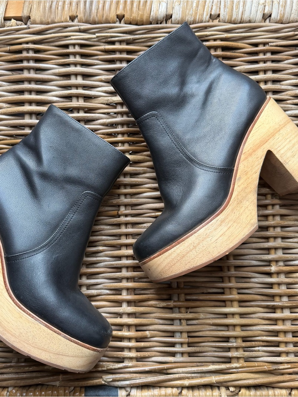Charlotte Stone Women's Black Leather Ankle Platform Block Heel Zip Boots 7
